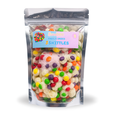 Skittles Fruits – Freeze Dried Candy (Stor pose)